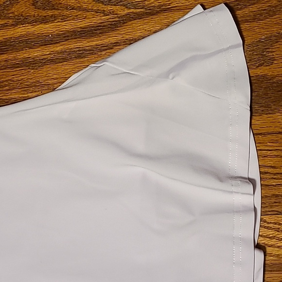 Athletic Skort - Ladies Small - Picture 3 of 9